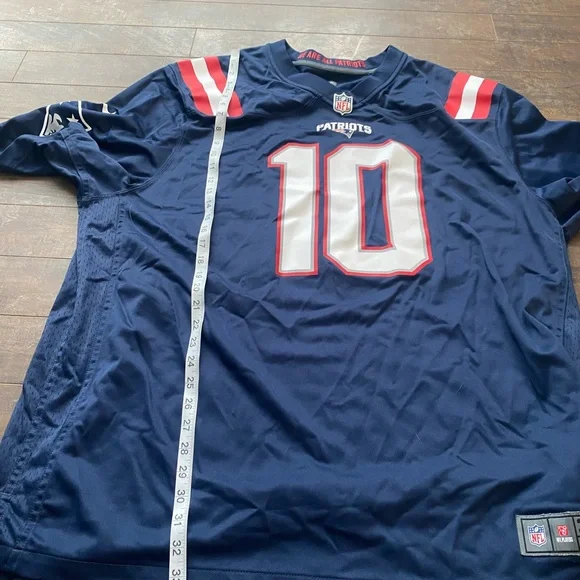 Nike New England Patriots Mac Jones Jersey - Picture 6 of 7